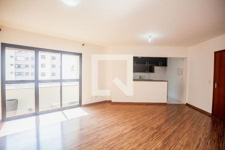 Sala de apartamento à venda com 2 quartos, 68m² em Jardim Maria Rosa, Taboão da Serra