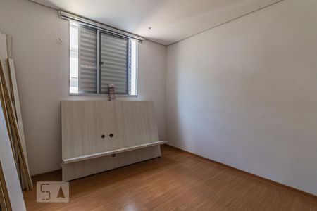 Quarto 1 de apartamento para alugar com 2 quartos, 44m² em Utinga, Santo André