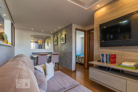 Sala de apartamento para alugar com 2 quartos, 44m² em Utinga, Santo André