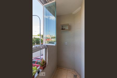 Sacada da Sala de apartamento para alugar com 2 quartos, 44m² em Utinga, Santo André