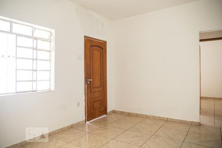 Sala de casa à venda com 2 quartos, 90m² em Novo Eldorado, Contagem