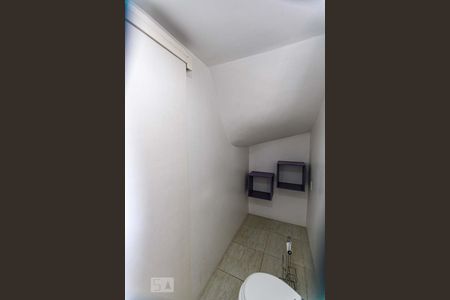 Lavabo de casa à venda com 4 quartos, 250m² em Menino Deus, Porto Alegre