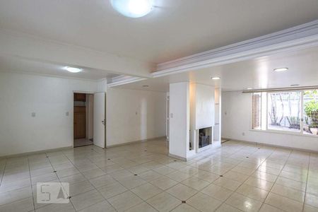 Sala de casa à venda com 4 quartos, 250m² em Menino Deus, Porto Alegre