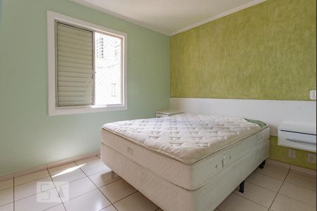 Suíte de apartamento à venda com 3 quartos, 135m² em Jardim Nova Europa, Campinas