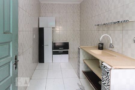 Cozinha de casa para alugar com 1 quarto, 50m² em Vila Ivone, São Paulo