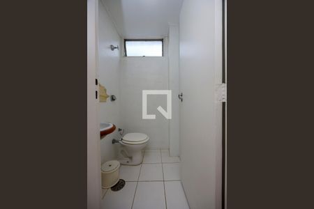 Lavabo de apartamento para alugar com 3 quartos, 120m² em Jardim das Acácias, São Paulo