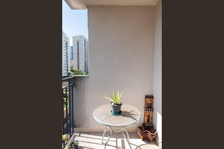 Varanda de apartamento para alugar com 2 quartos, 52m² em Jardim Celeste, São Paulo