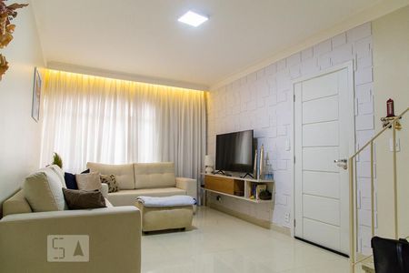 Sala de estar de casa à venda com 3 quartos, 146m² em Vila Babilônia, São Paulo