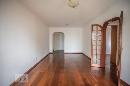 Sala de Estar de apartamento para alugar com 2 quartos, 70m² em Vila Alexandria, São Paulo