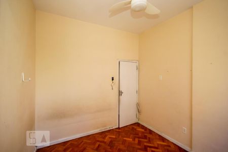 Quarto 1 de apartamento para alugar com 2 quartos, 80m² em Copacabana, Rio de Janeiro