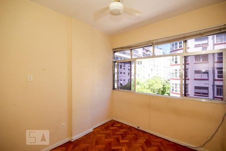 Quarto 1 de apartamento para alugar com 2 quartos, 80m² em Copacabana, Rio de Janeiro