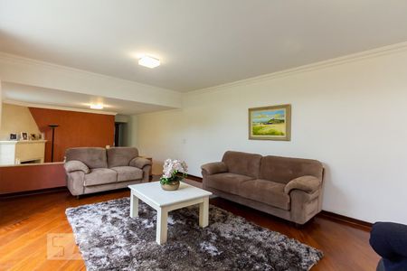 Sala de Estar de casa para alugar com 3 quartos, 600m² em Planalto Paulista, São Paulo