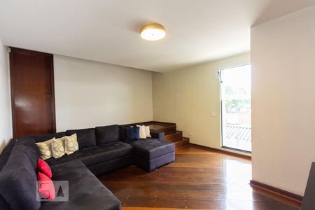 Sala de TV de casa para alugar com 3 quartos, 600m² em Planalto Paulista, São Paulo