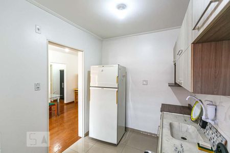 Banheiro de apartamento para alugar com 1 quarto, 50m² em Jardim Botânico, Porto Alegre