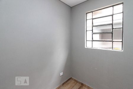Quarto de casa para alugar com 2 quartos, 30m² em Chácara Mafalda, São Paulo