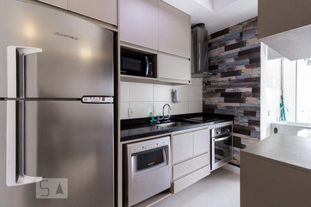 Cozinha de kitnet/studio para alugar com 1 quarto, 36m² em Indianópolis, São Paulo