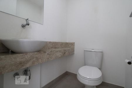 Lavabo de apartamento para alugar com 1 quarto, 135m² em Brooklin Paulista, São Paulo