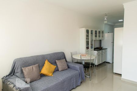 Sala de casa de condomínio à venda com 2 quartos, 50m² em Vila Mazzei, São Paulo