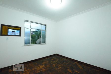 Quarto 1 de apartamento para alugar com 2 quartos, 70m² em Bonsucesso, Rio de Janeiro