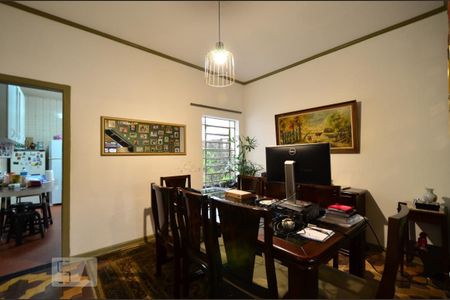 Sala de Estar de casa à venda com 3 quartos, 170m² em Mirandópolis, São Paulo
