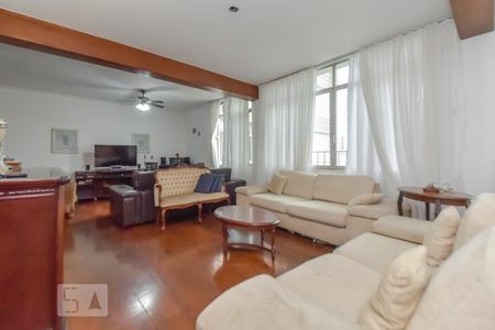 Apartamento à venda com 210m², 3 quartos e 2 vagasSala