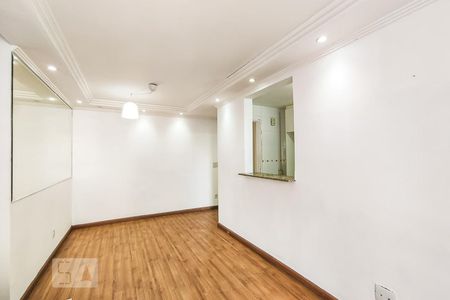 Sala de apartamento para alugar com 2 quartos, 67m² em Vila Suzana, São Paulo