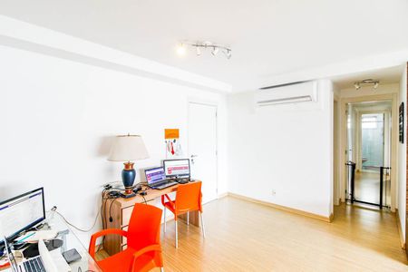 Sala de apartamento para alugar com 4 quartos, 160m² em Santo Amaro, São Paulo