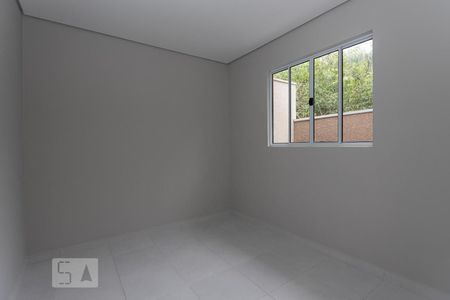 Quarto 1 de casa para alugar com 2 quartos, 54m² em Barreirinha, Curitiba