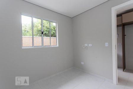 Quarto 1 de casa para alugar com 2 quartos, 54m² em Barreirinha, Curitiba