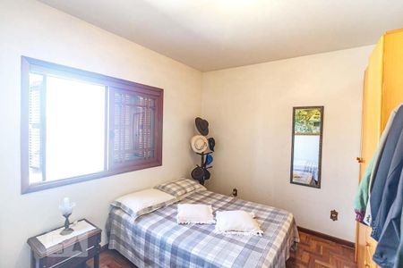 Casa à venda com 157m², 3 quartos e sem vaga Casa à venda com 157m², 3 quartos e sem vagaQuarto 2