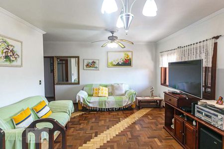 Sala de casa à venda com 3 quartos, 157m² em São João, Porto Alegre