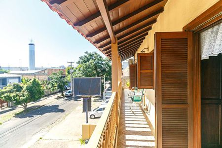 varanda de casa à venda com 3 quartos, 157m² em São João, Porto Alegre