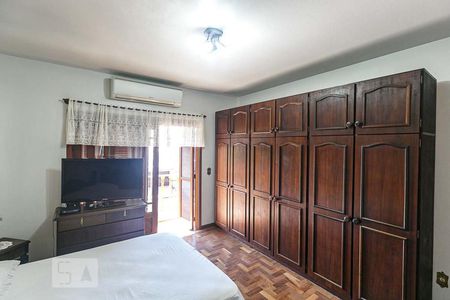 Quarto 1 de casa à venda com 3 quartos, 157m² em São João, Porto Alegre