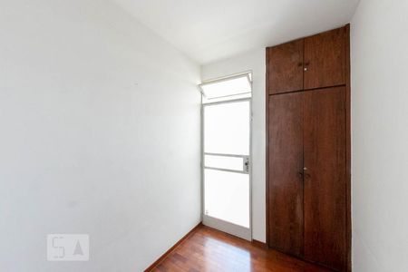 Quarto 1 de apartamento para alugar com 2 quartos, 121m² em Gutierrez, Belo Horizonte
