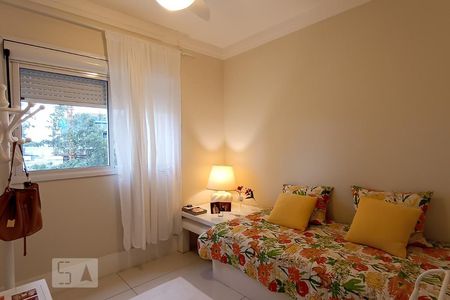 Quarto de apartamento para alugar com 2 quartos, 90m² em Alphaville Conde II, Barueri