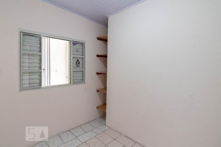 Quarto 2 de casa para alugar com 2 quartos, 45m² em Jardim Brasil, São Paulo