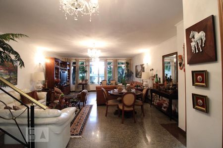 Sala de casa à venda com 4 quartos, 347m² em Vila Romana, São Paulo