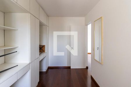 Quarto 1 de apartamento para alugar com 2 quartos, 56m² em Moema, São Paulo