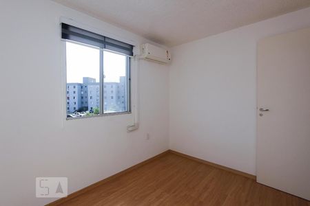 QUARTO 1 de apartamento à venda com 2 quartos, 36m² em Jardim Leopoldina, Porto Alegre