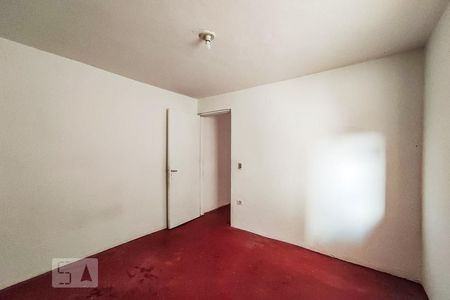 Quarto de casa para alugar com 1 quarto, 40m² em Parque Pinheiros, Taboão da Serra