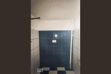 Banheiro de casa para alugar com 1 quarto, 40m² em Parque Pinheiros, Taboão da Serra