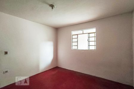 Quarto de casa para alugar com 1 quarto, 40m² em Parque Pinheiros, Taboão da Serra