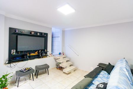 Sala 2 de casa à venda com 5 quartos, 200m² em Vila Paulo Silas, São Paulo