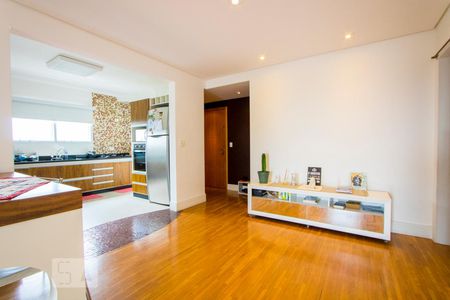 Sala de apartamento à venda com 3 quartos, 126m² em Vila Gilda, Santo André