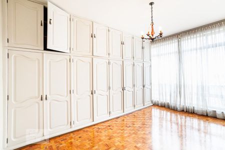 Suíte de apartamento para alugar com 3 quartos, 189m² em Centro, Santo André