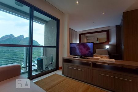 Sala/Quarto de apartamento para alugar com 1 quarto, 46m² em Jacarepaguá, Rio de Janeiro