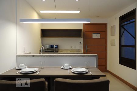 Cozinha - Armários de apartamento para alugar com 1 quarto, 46m² em Jacarepaguá, Rio de Janeiro