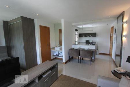 Detalhe Sala de apartamento para alugar com 1 quarto, 46m² em Jacarepaguá, Rio de Janeiro