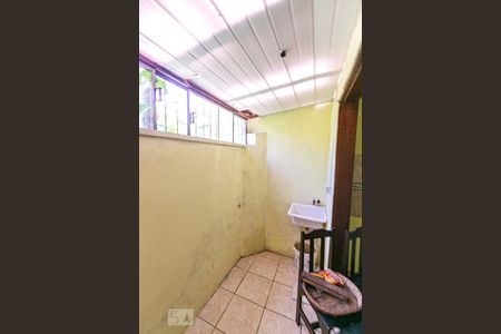 Área de Serviço de casa de condomínio à venda com 2 quartos, 46m² em Campo Novo, Porto Alegre