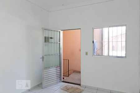 Sala de casa para alugar com 2 quartos, 96m² em Parque Cruzeiro do Sul, São Paulo